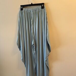 Halara Palazzo Wide flowy cropped-pant Women's Light Blue Pants Size XS Brand N